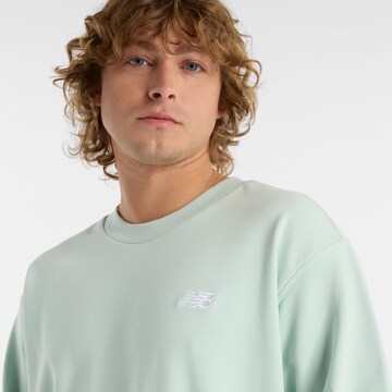 Sweat-shirt 'Essentials' new balance en vert