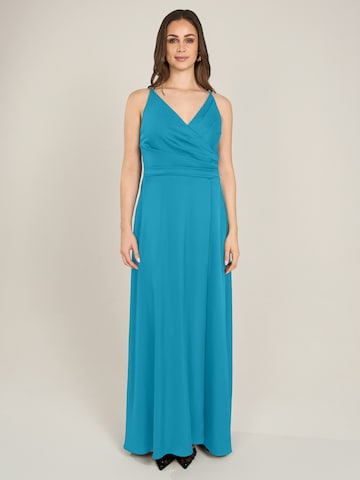 APART Evening Dress in Green: front