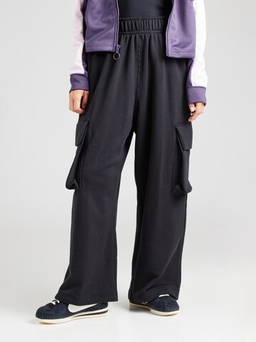 Nike Sportswear Широкий Брюки-карго в Черный: спереди