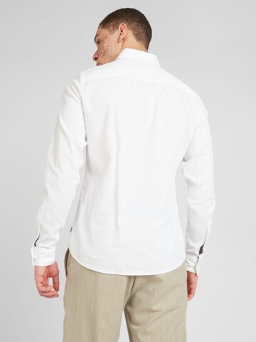 s.Oliver Slim Fit Skjorte i hvit