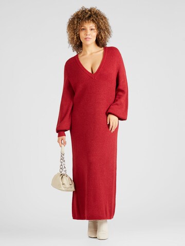 Robe 'MALENA' Object Curve en rouge