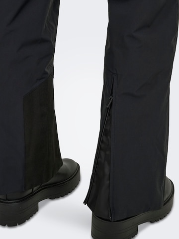 Regular Pantaloni outdoor 'ONPSLOPE' de la ONLY PLAY pe negru