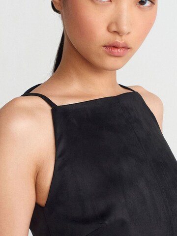 Dilvin Dress in Black