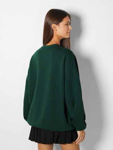 Bershka Sweatshirt in Grün