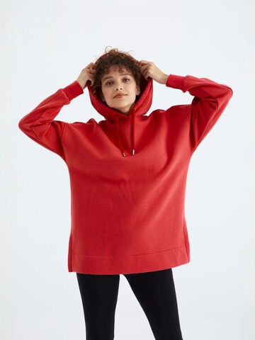 Sweat-shirt Tommy Life en rouge