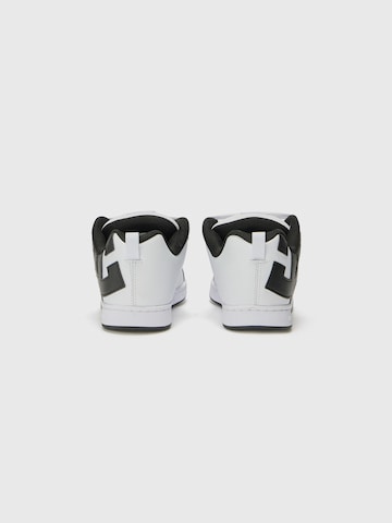 Sneaker low 'COURT GRAFFIK' de la DC Shoes pe alb
