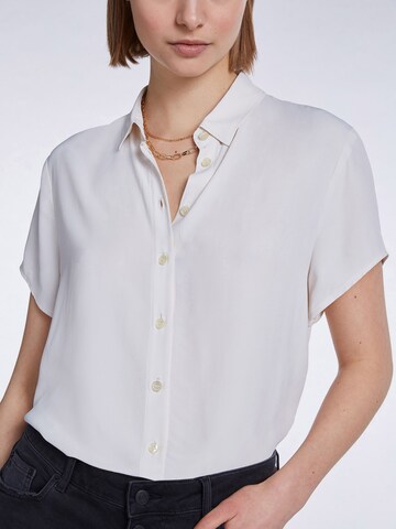 SET - Blusa en blanco