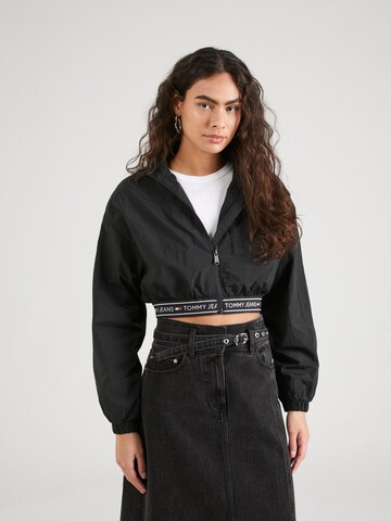 Tommy Jeans Overgangsjakke i sort: forside