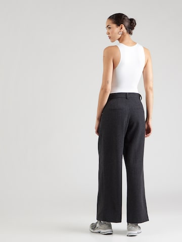 MSCH COPENHAGEN Wide leg Veckad byxa 'Seba' i grå