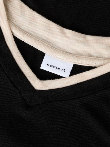 NAME IT - Camiseta 'NKFNora' en negro