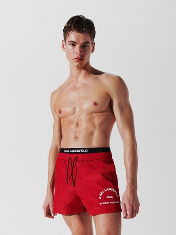 Shorts de bain Karl Lagerfeld en rouge : devant