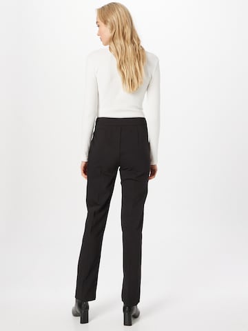 Regular Pantalon à plis 'Hanna' Gina Tricot en noir