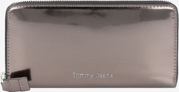 Tommy Jeans Portemonnee in Goud: voorkant