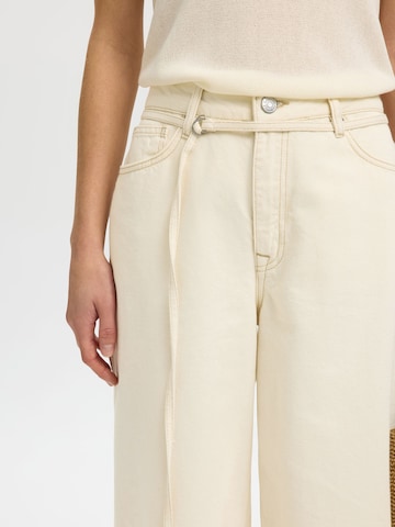 SELECTED - regular Vaquero en blanco