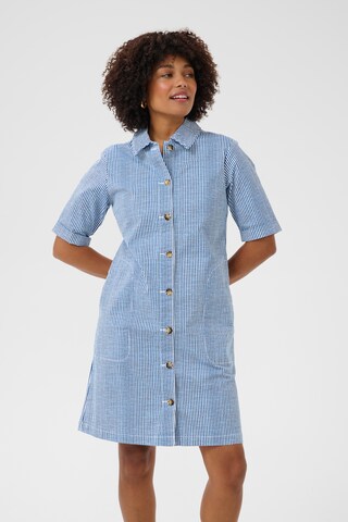 Robe-chemise 'Berta' Cream en bleu : devant