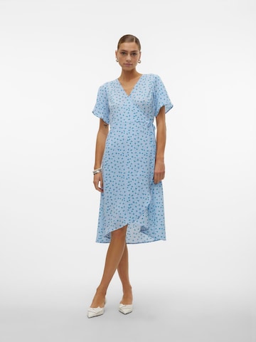 Robe 'SAKI' VERO MODA en bleu : devant