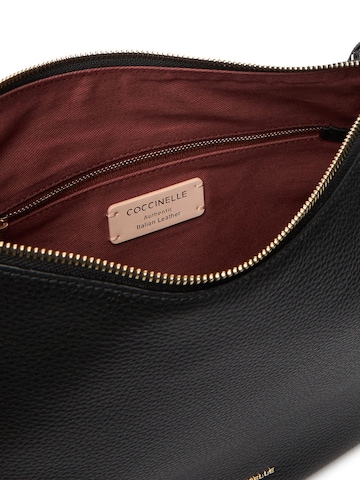 Coccinelle Handtasche 'Coccinelle Nory Handbag Grained Leather'‌ in Schwarz