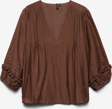 Vero Moda Curve - Blusa 'VMCLeslie' en marrón: frente