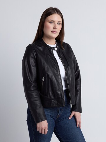 Maze Jacke in Schwarz