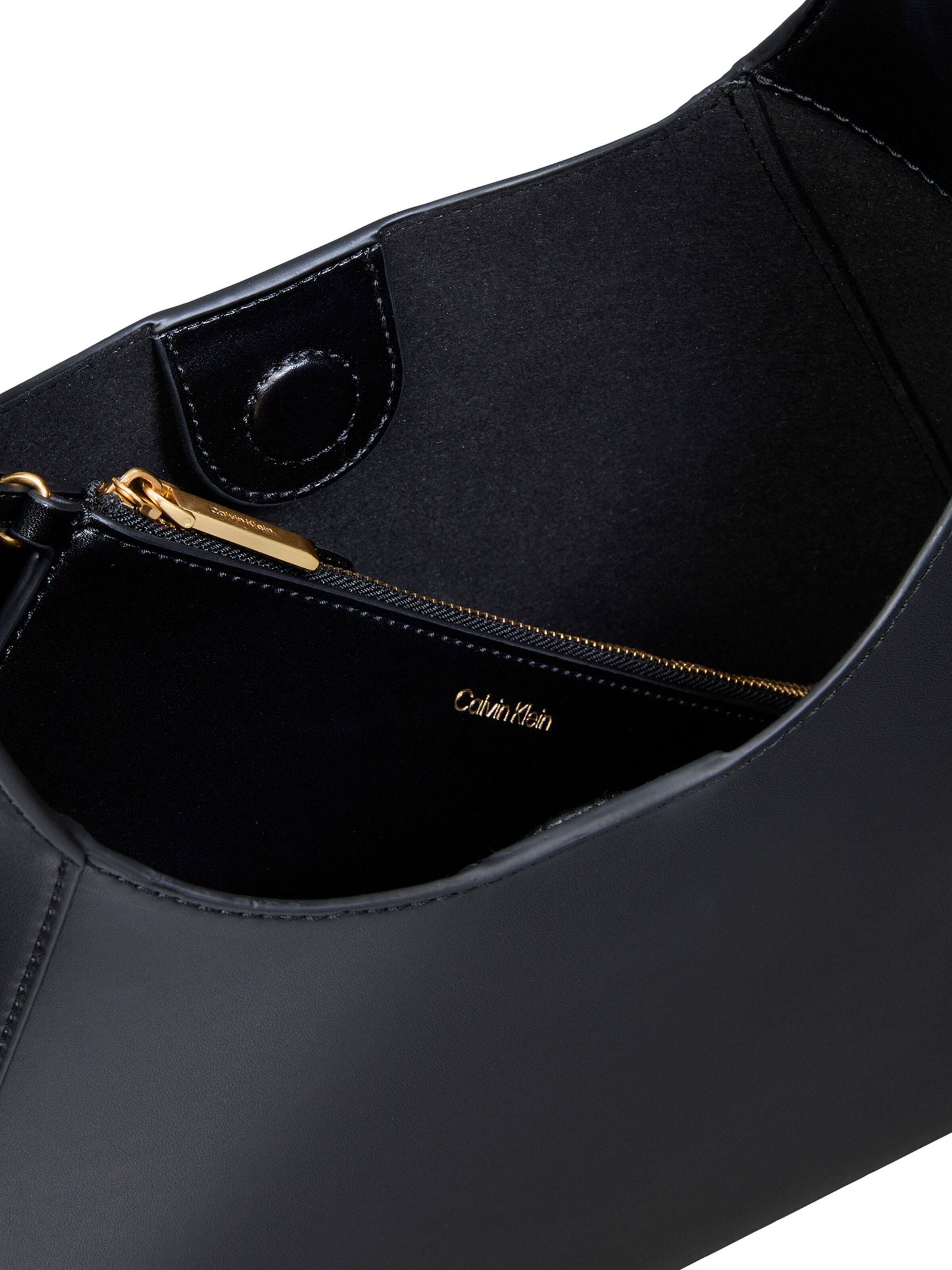 Calvin Klein - Mala de ombro em preto