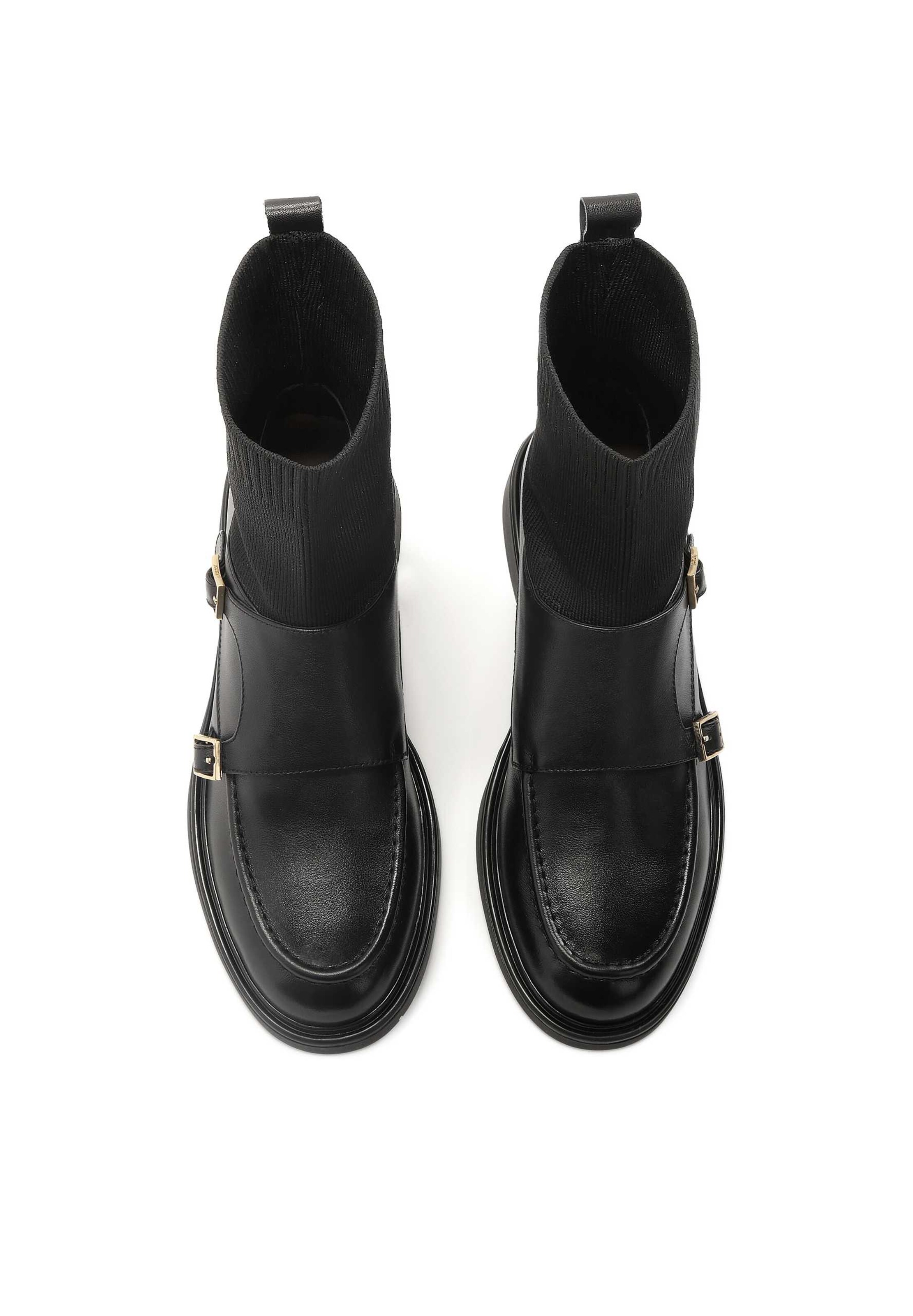 Kazar Къси ботуши в черно