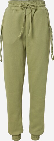 Tapered Pantaloni de la Public Desire pe verde: față