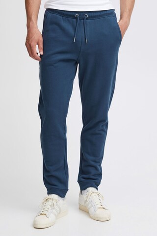 BLEND Tapered Pants in Blue: front