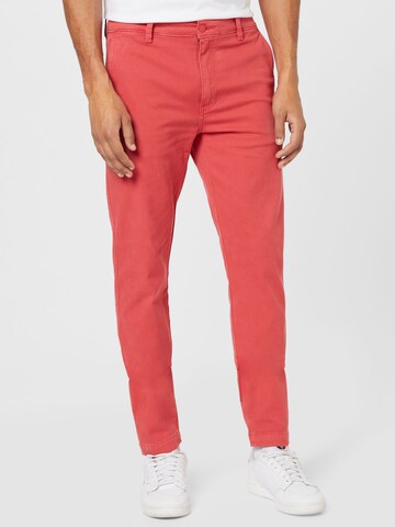 Tapered Pantaloni chino 'XX Chino Standard' di LEVI'S ® in rosso: frontale