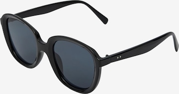 PIECES Okulary przeciwsłoneczne 'MELTUNA' w kolorze czarny: przód