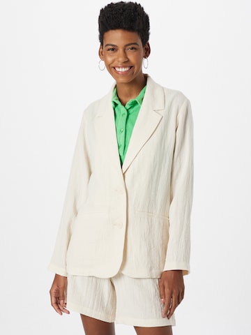 Monki Blazer in White: front