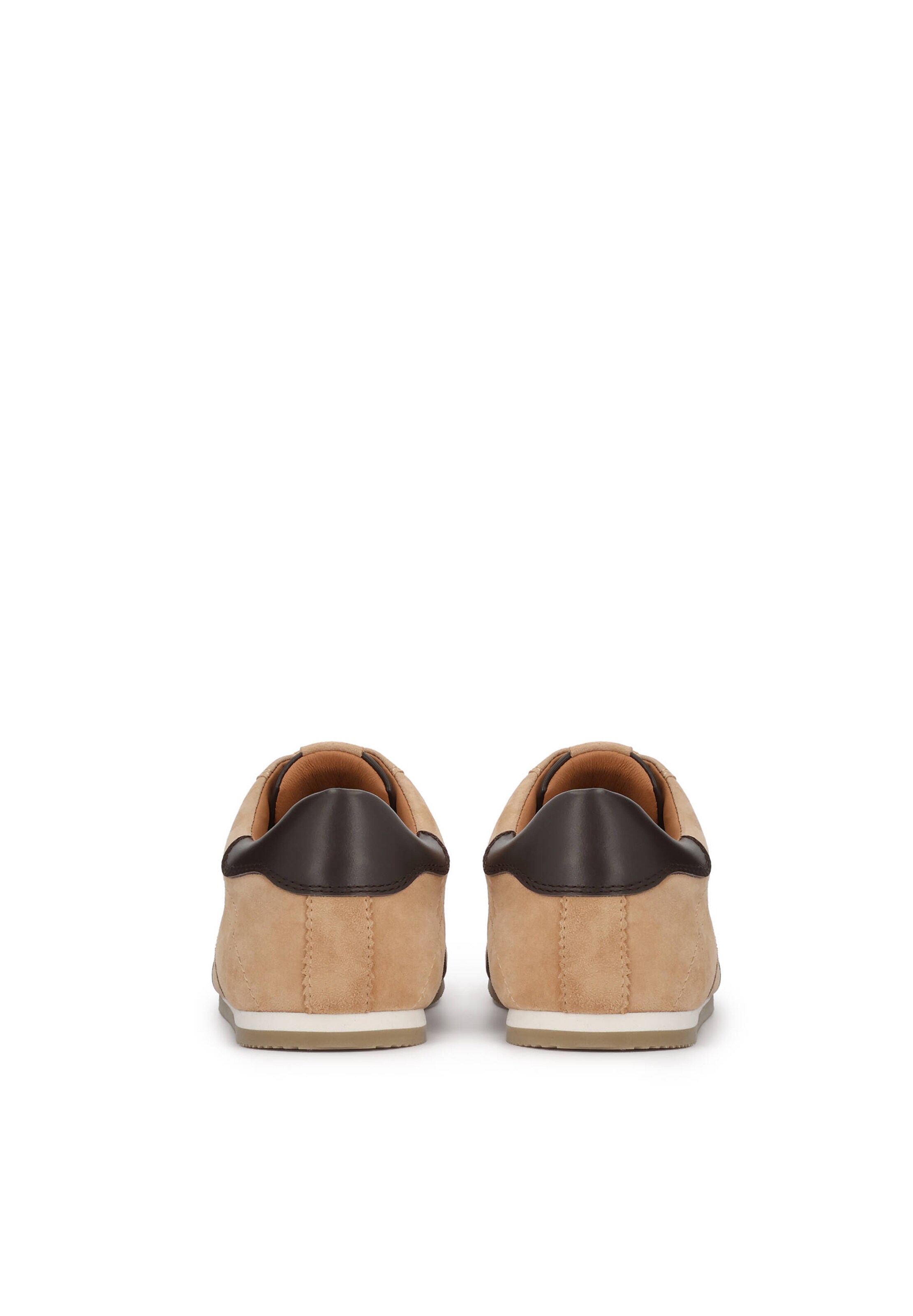 Baskets basses Kazar en beige