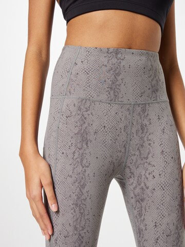 Varley Skinny Workout Pants in Grey