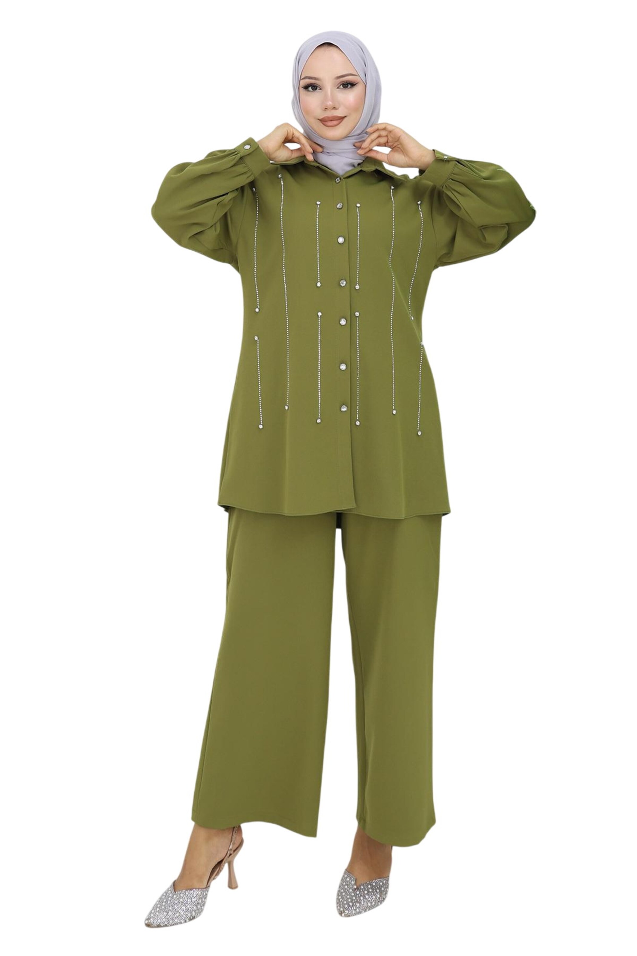 MODAMIHRAM Pantsuit in Green: front