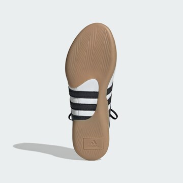 ADIDAS ORIGINALS Μπαλαρίνα με λουράκια 'Taekwondo Mei' σε λευκό