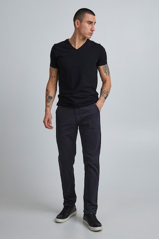 Regular Pantalon chino 'Viggo' Casual Friday en bleu