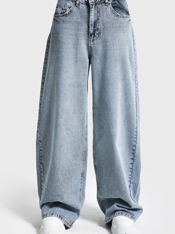 IT'S BASIC Baggy Jeans 'Baggy Mid Rise Jeans' in Blauw