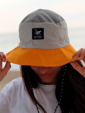 Surf Monkey Sports Hat in Yellow