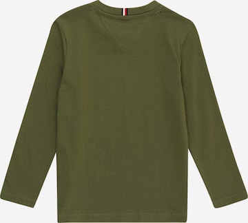 TOMMY HILFIGER - Camiseta 'Essential' en verde