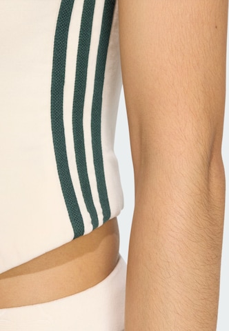 Top de la ADIDAS ORIGINALS pe alb