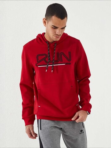 Tommy Life Sweatshirt 'Sweatshirts' in Red: front