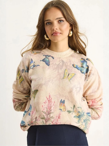 Bianco Lucci Sweater in Beige