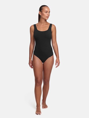 cfab (formerly creamy fabrics) - Body moldeador 'Low Back - Body' en negro