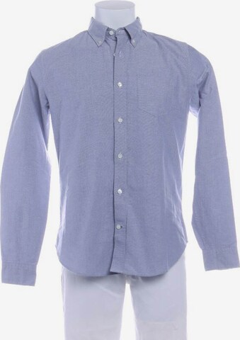 Closed Button Up Shirt in S in Blue: front