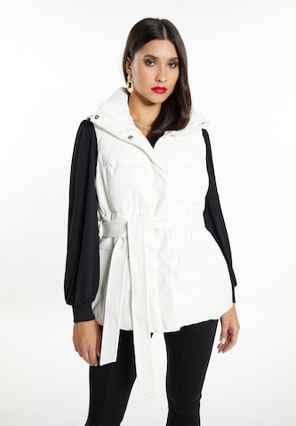 Gilet di faina in bianco: frontale