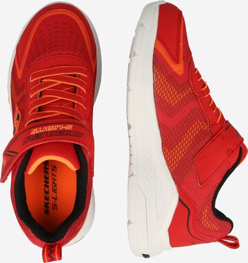 SKECHERS Sneaker 'TRI-NAMICS' in Rot