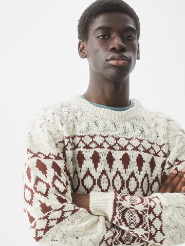 Pull&Bear Sweater in White