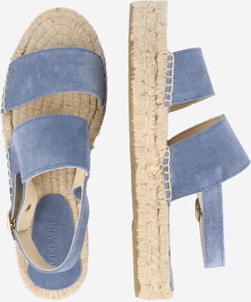 JUTELAUNE Sandals in Blue