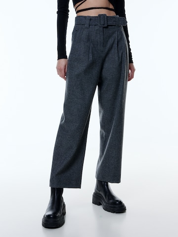 Wide Leg Pantalon 'Nilda' EDITED en gris : devant