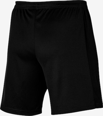 Regular Pantalon de sport NIKE en noir