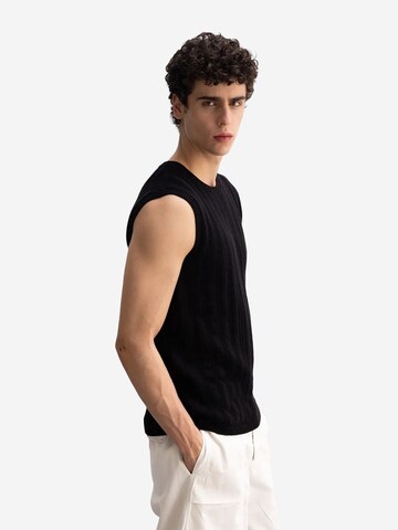 Giesto Shirt 'T-Shirts'‌‌‌‌‌‌‌‌‌‌ in Schwarz: Vorderseite